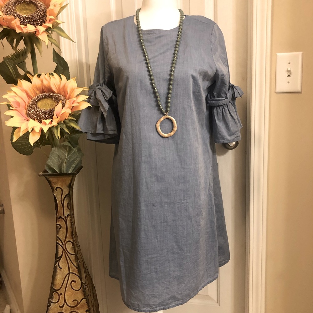 Who What Wear bell sleeve mini shift dress